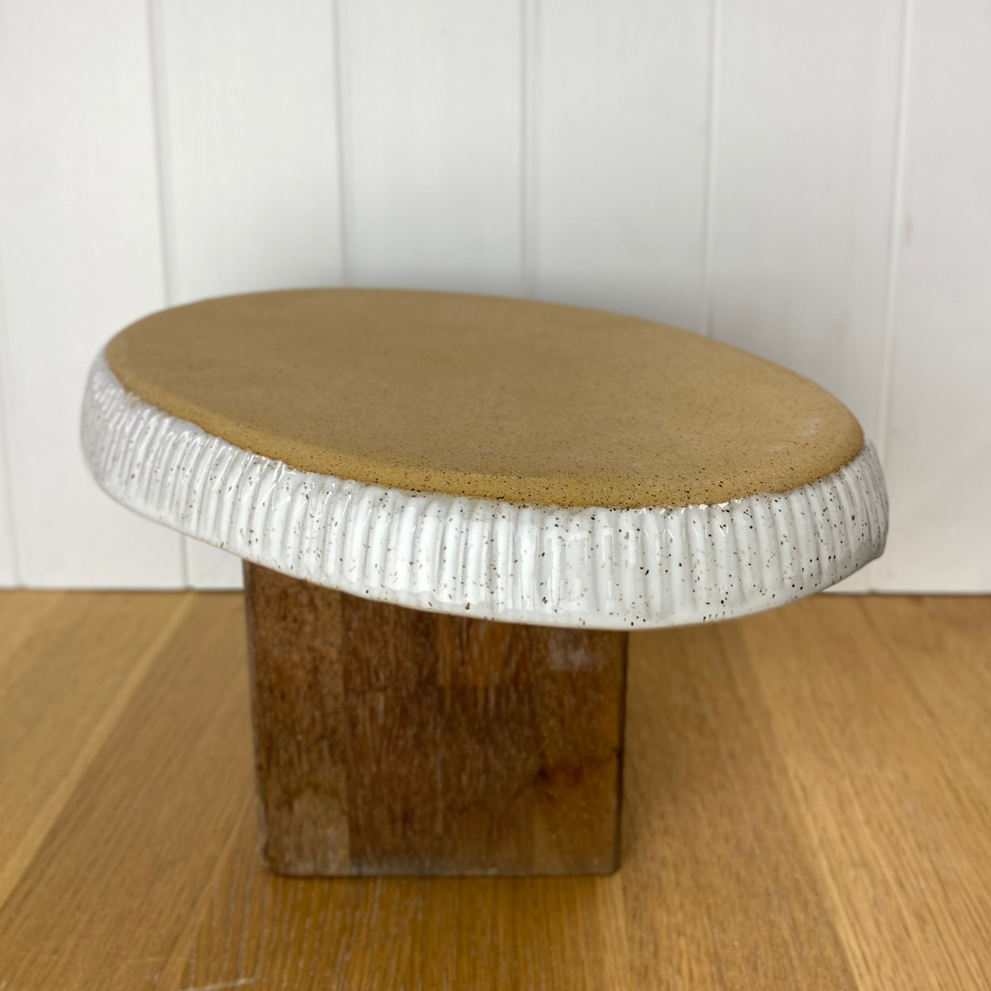 Speckle Platter - Carved pattern