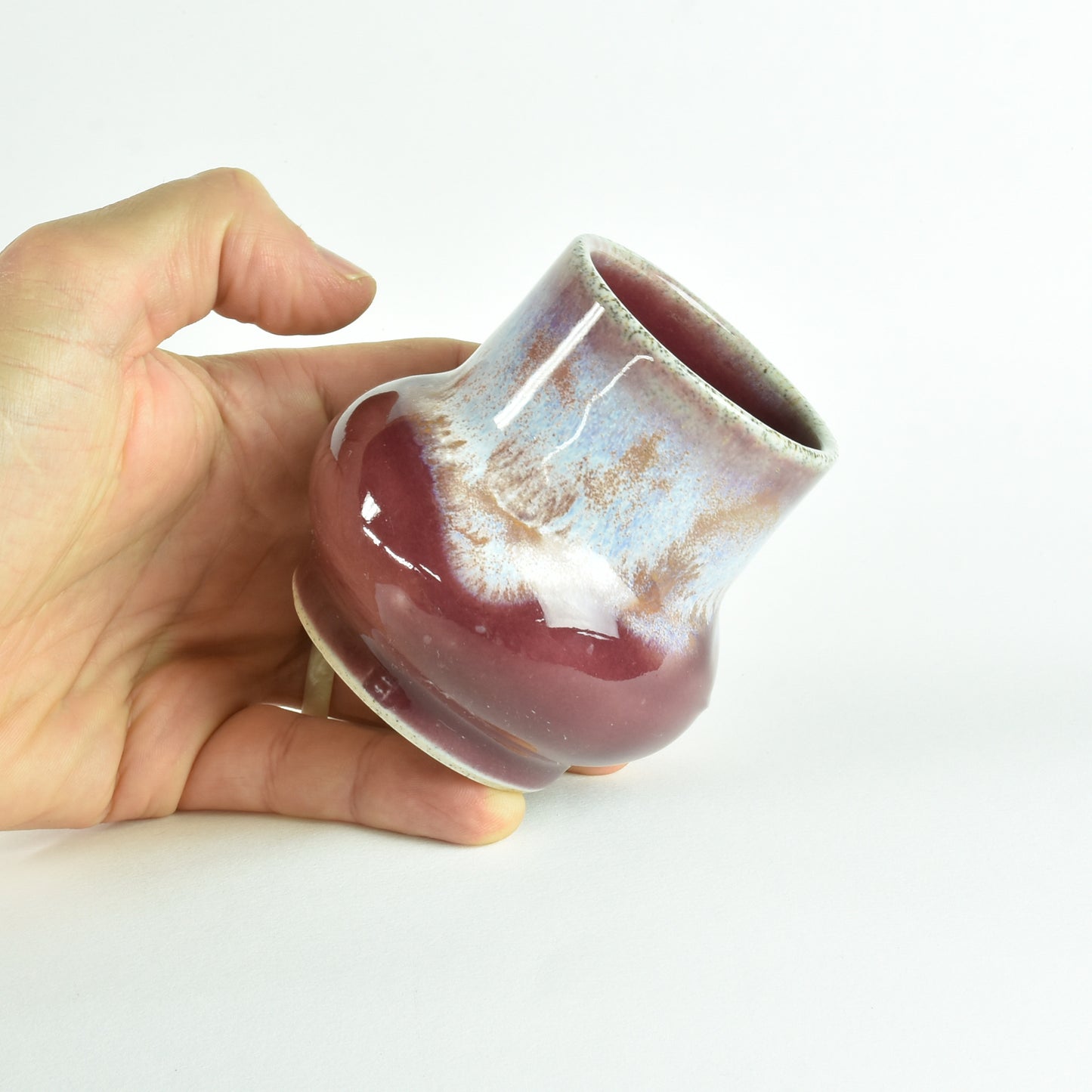 Small Vase Cream and Cherries Bulb
