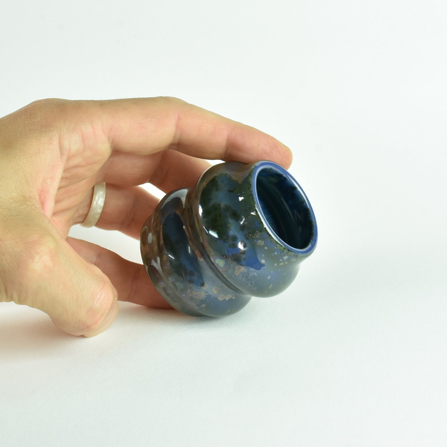 Small Vase Lapis Lazuli Curves