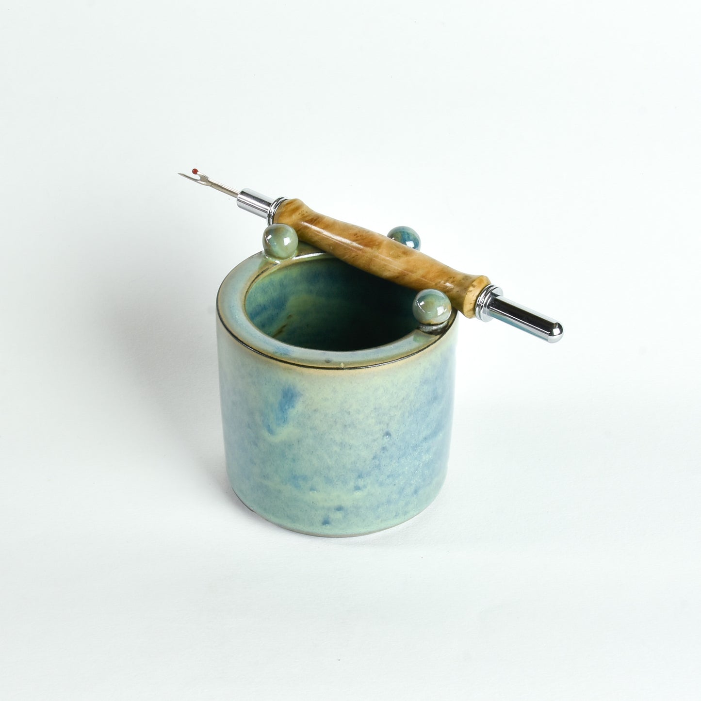 Thread Bin 04