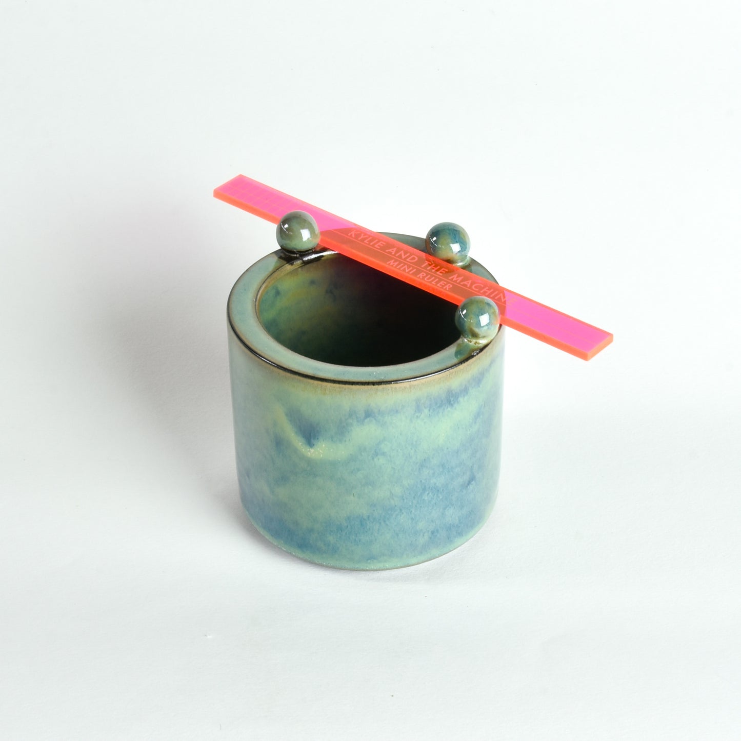 Thread Bin 05