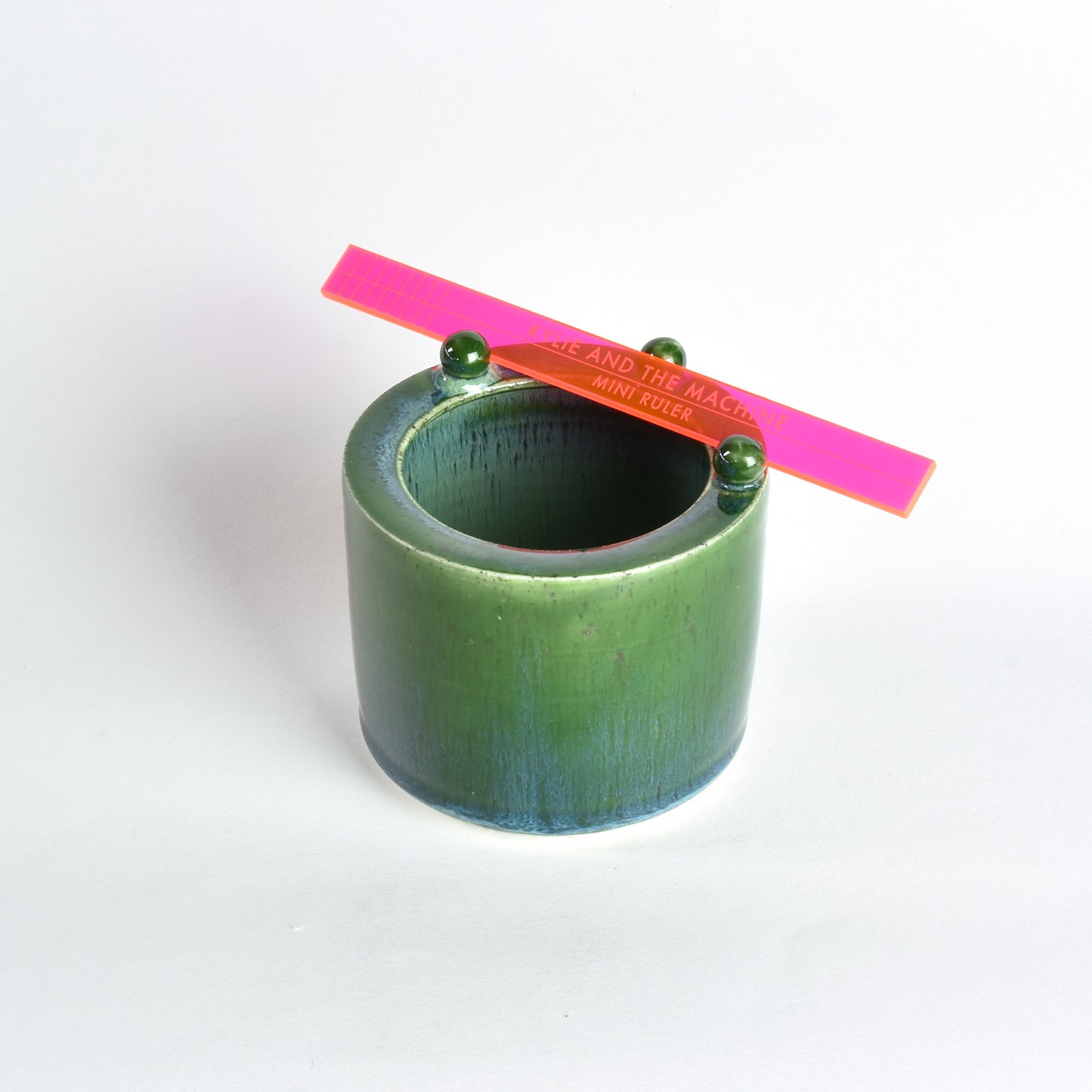 Thread Bin 06