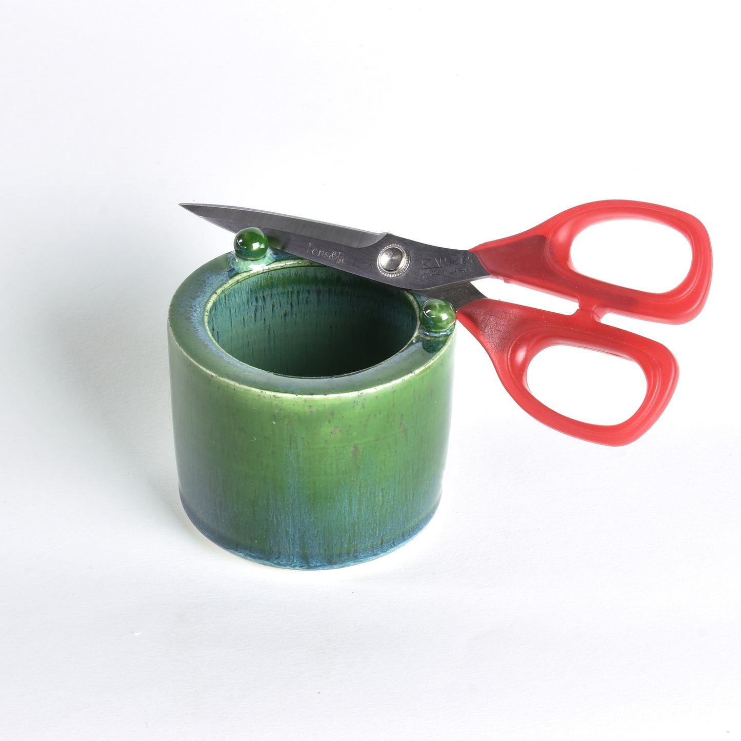 Thread Bin 06