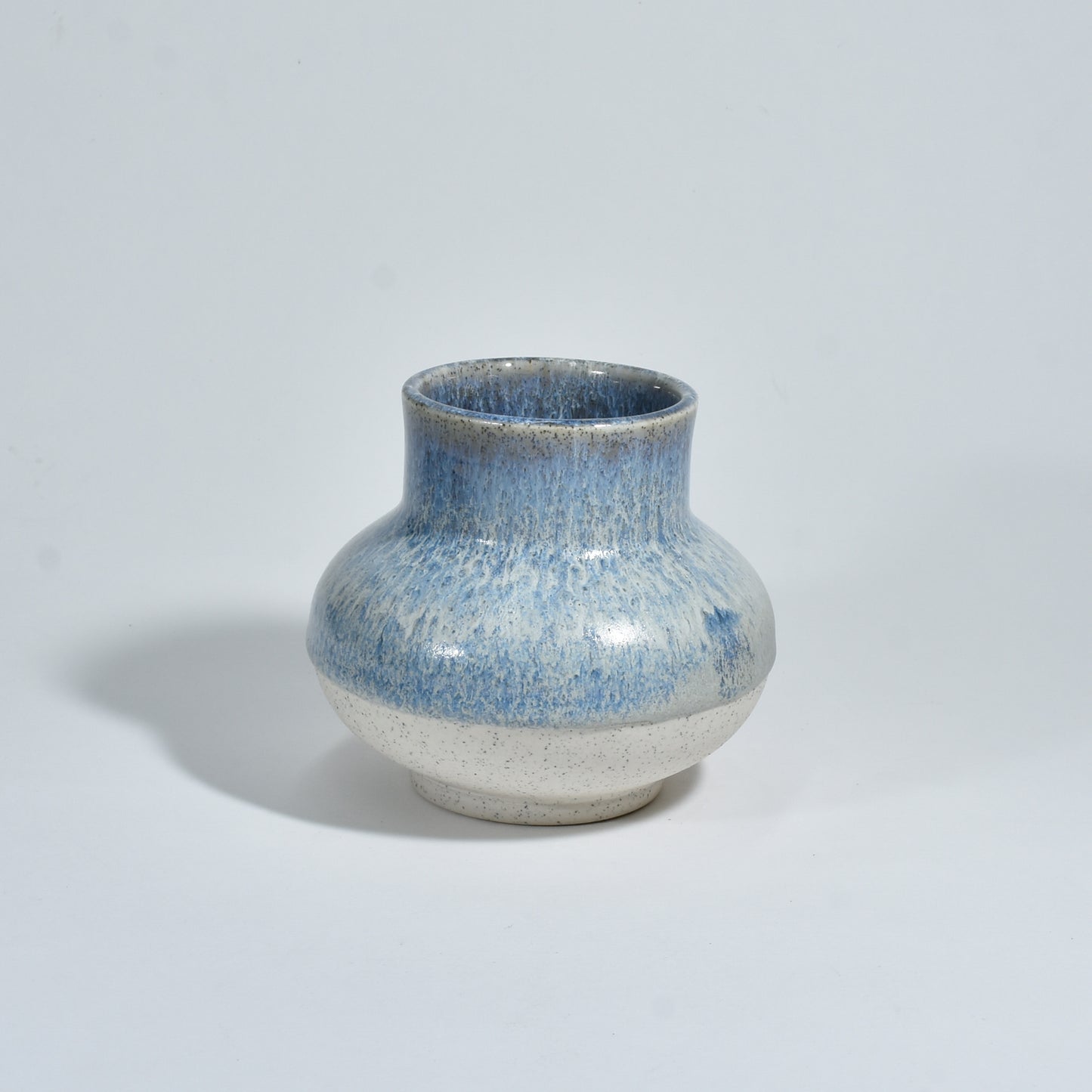 Medium Vase 01